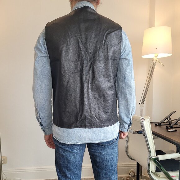 The DEFY Men's Black Genuine Leather Motorcycle Biker Vest - Picture 3 of 8